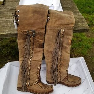 El Vaquero Coleen Dakar